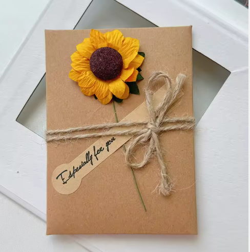 2025 New Innovation Dried Flower Greeting Card With Envelopes Handmade Creative Birthday Message Card Custom Print Promotion